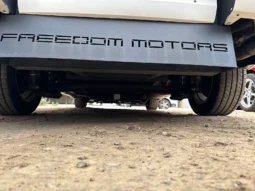 
										2019 Toyota Sienna LE full									